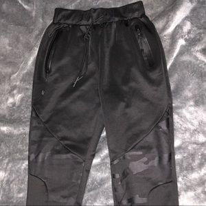 “XS SPORT”Pant W/Camo And Faux Leather Detailing